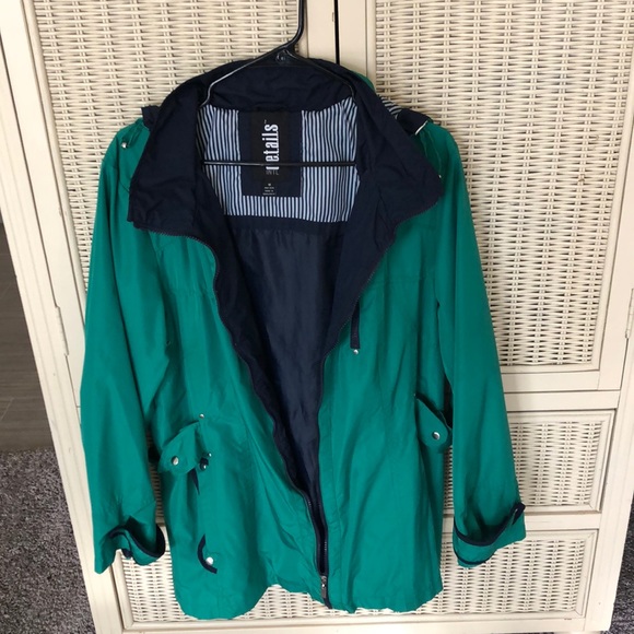 D.E.T.A.I.L.S Int. - Picture 2 of 3